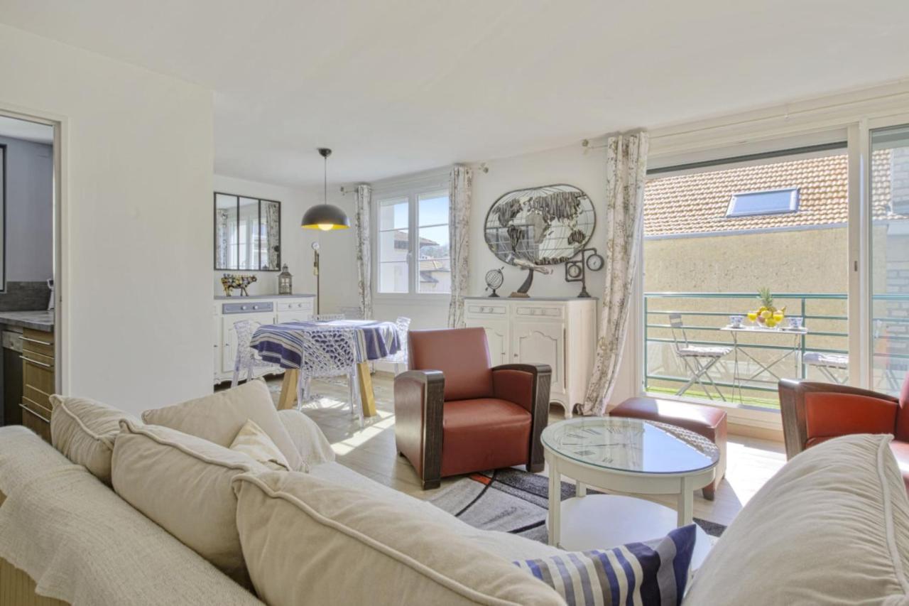 Appartement De La Grande Plage - Welkeys Биариц Екстериор снимка