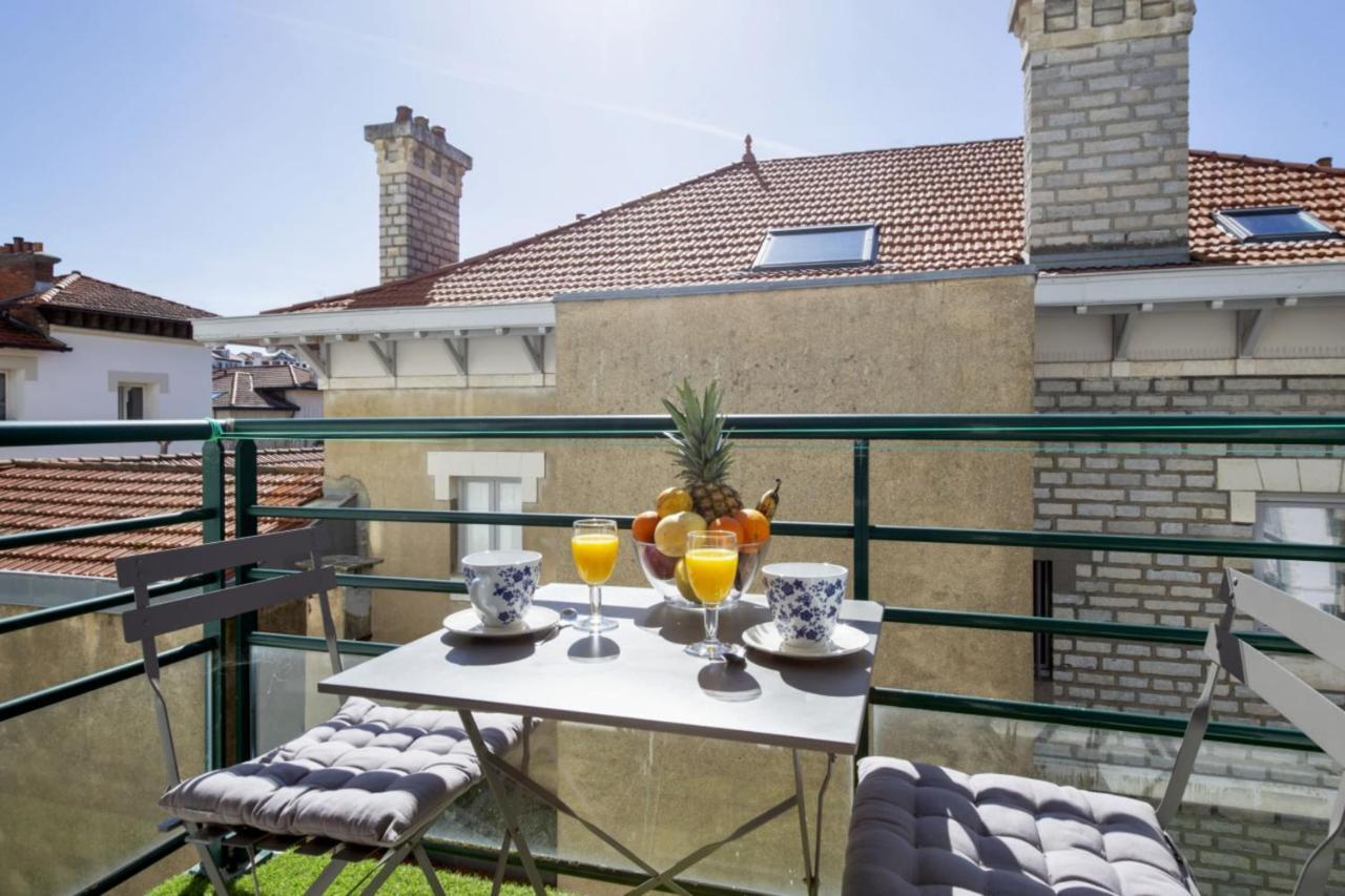 Appartement De La Grande Plage - Welkeys Биариц Екстериор снимка